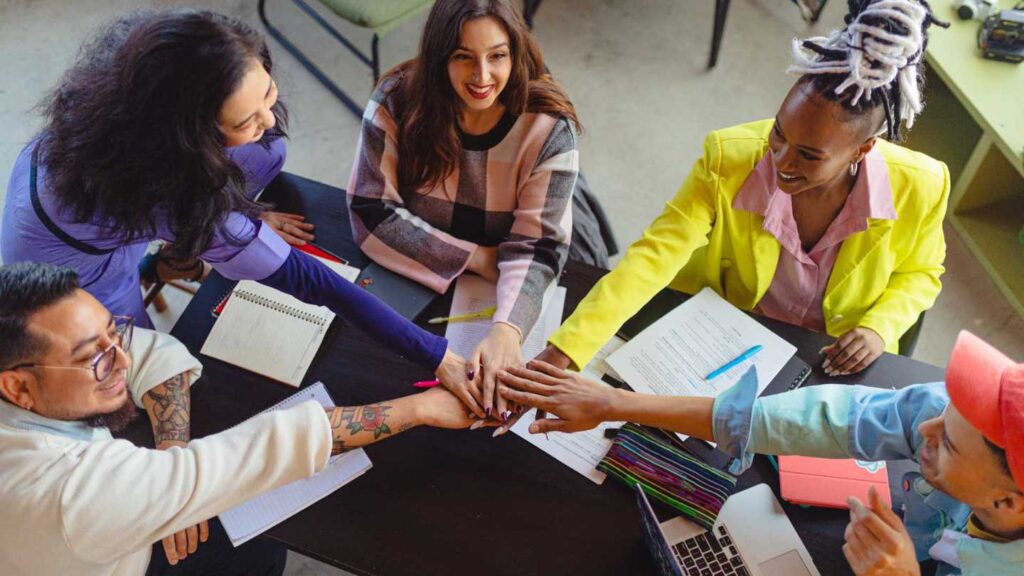 Top 10 Reasons Why Modern Workforce Management Will Super‑Charge Your Business in 2025 - Image 2